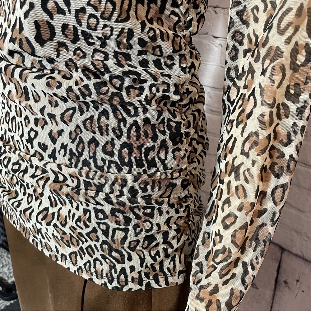 NWT New $69 Adrianna Papell Animal Print Turtleneck Mesh Long Sleeve Top Size L - Picture 5 of 11